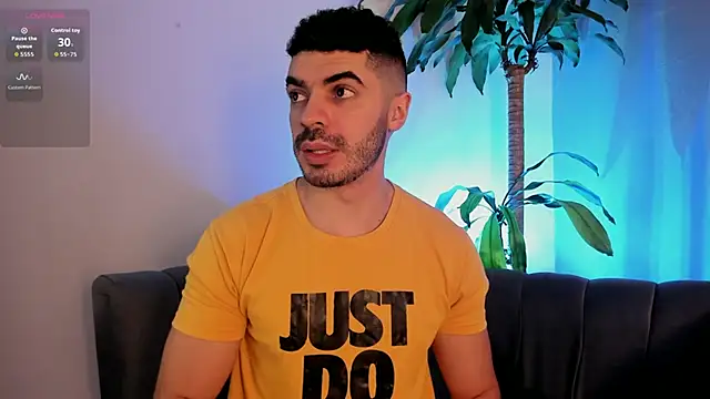 AxelThompson  online show from 12.14.25