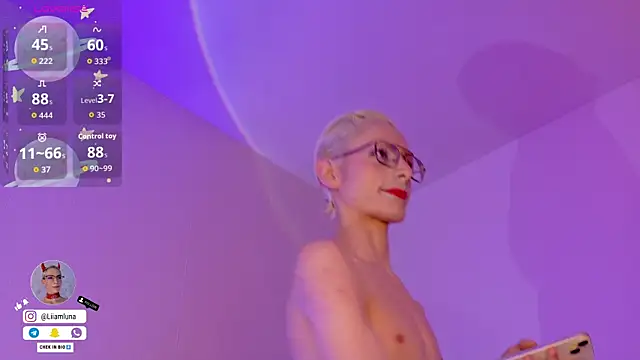 liiamluna  online show from 05.13.26