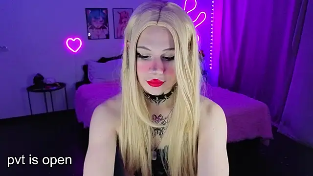 your little eva online show from 10.05.25