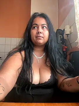 Snapshot of Melissa10 chatting on 10.16.25 Melissa10 online show from 10.16.25