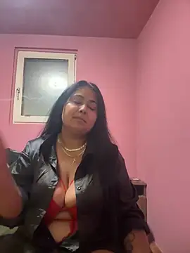 Snapshot of Melissa10 chatting on 11.02.25 Melissa10 online show from 11.02.25