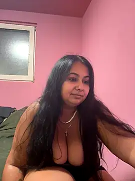 Snapshot of Melissa10 chatting on 11.06.25 Melissa10 online show from 11.06.25