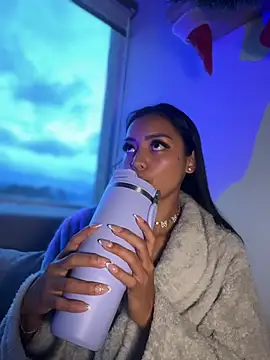 im-isabella online show from 12.04.25