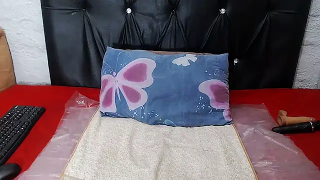 Snapshot of babyotria chatting on 09.09.25 babyotria online show from 09.09.25