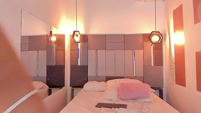 FreyrStone online show from 02.03.26