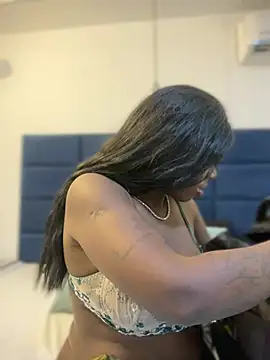 Alexia 24 online show from 01.16.26