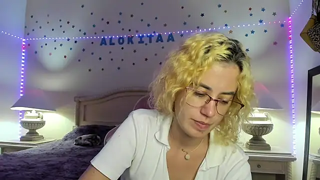 aalokitaa online show from 11.04.25