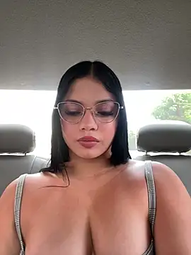 Hailey-Fox online show from 02.14.26