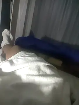 Snapshot of kulliguy chatting on 10.23.25 kulliguy online show from 10.23.25