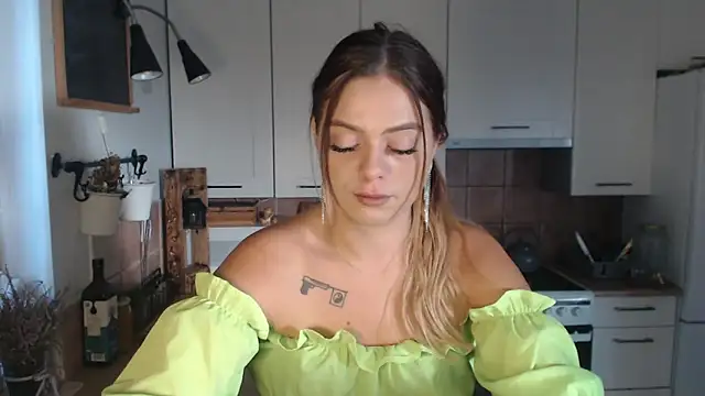 BuffyxLUST online show from 10.02.25