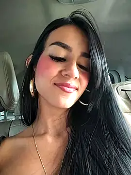 Juliana Xander online show from 11.05.25