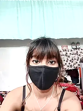 HOT SHRII online show from 11.05.25