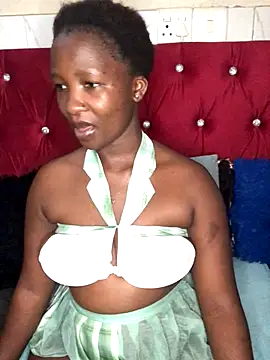 MissREAHx online show from 10.13.25