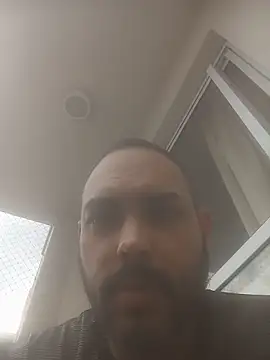 Snapshot of jfgustavo001 chatting on 05.17.26 jfgustavo001 online show from 05.17.26