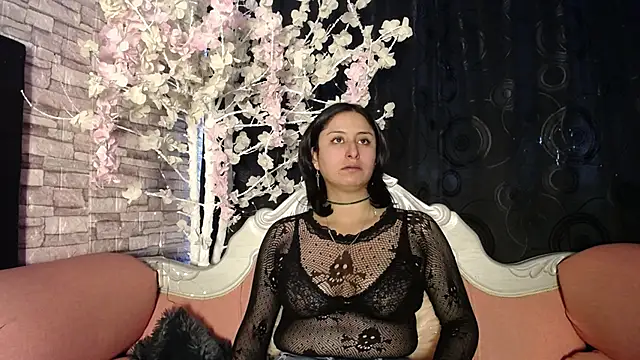 CristaldelLeon s online show from 09.19.25
