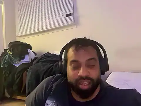 Snapshot of gogone2025 chatting on 10.12.25 gogone2025 online show from 10.12.25