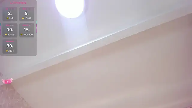 Snapshot of VICTORIAGRAYS chatting on 09.27.25 VICTORIAGRAYS online show from 09.27.25