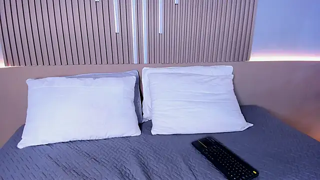 Camile cute online show from 02.13.26