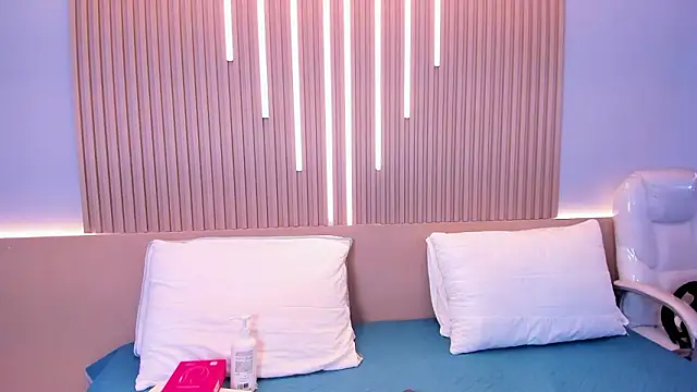 Camile cute online show from 02.14.26