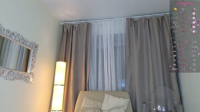 Snapshot of Lex_Smith chatting on 10.05.25 Lex Smith online show from 10.05.25