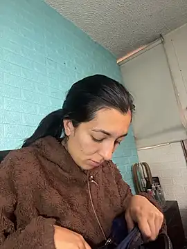 SALOME KORLAND online show from 11.04.25