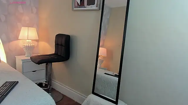 isabella milf  online show from 11.13.25