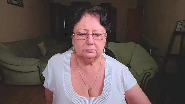 Snapshot of Margo_Moll chatting on 02.01.26 Margo Moll online show from 02.01.26