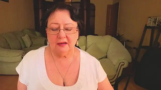 Snapshot of Margo_Moll chatting on 02.02.26 Margo Moll online show from 02.02.26