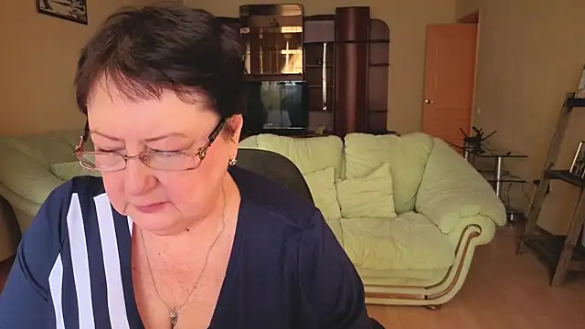 Snapshot of Margo_Moll chatting on 02.19.26 Margo Moll online show from 02.19.26