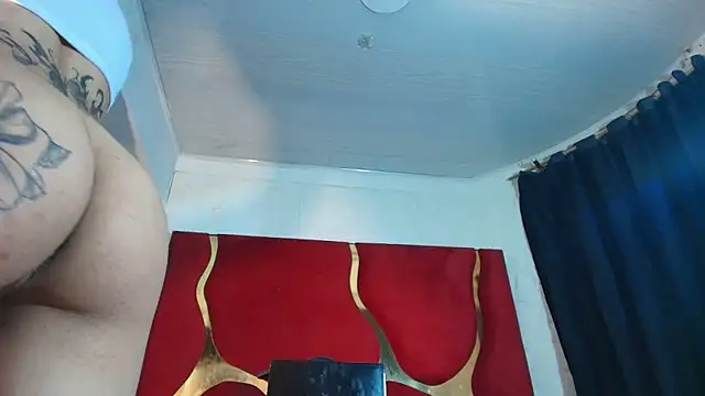 Snapshot of chaniesmith69x chatting on 02.28.26 chaniesmith69x online show from 02.28.26