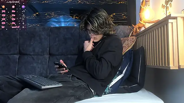 Diamond twink online show from 11.14.25