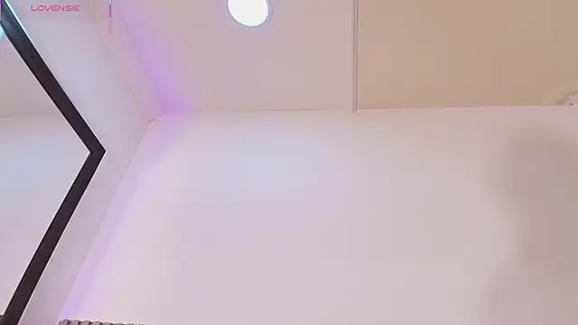 ZOETTAYLOR online show from 05.22.26