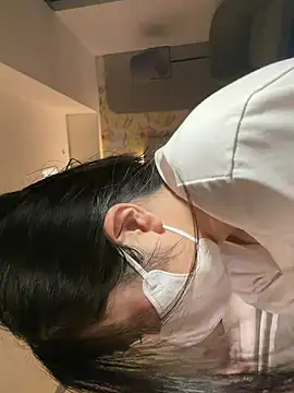 Snapshot of LHeart chatting on 06.21.26 LHeart online show from 06.21.26