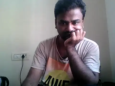 Snapshot of sree4143 chatting on 10.16.25 sree4143 online show from 10.16.25