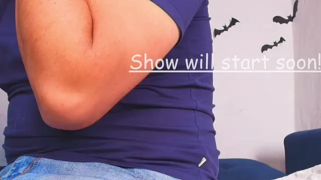 couplelove543 online show from 10.29.25