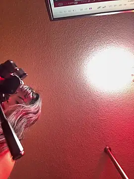 Stephany Rodriguez online show from 12.20.25