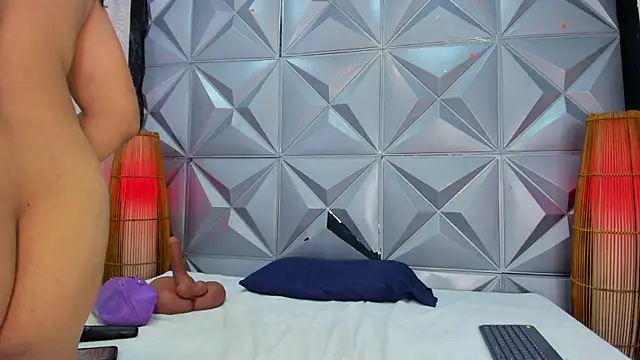 GreciaFox1 online show from 11.28.25