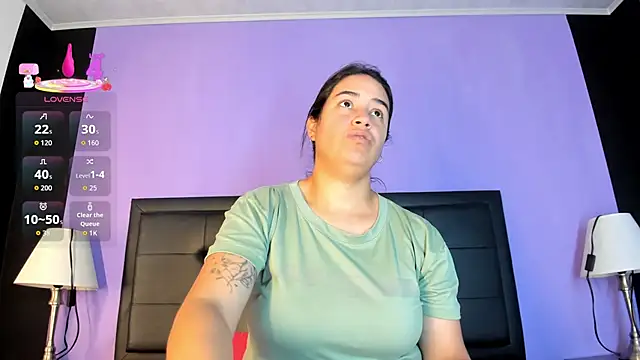 Snapshot of GreciaFox1 chatting on 05.27.26 GreciaFox1 online show from 05.27.26