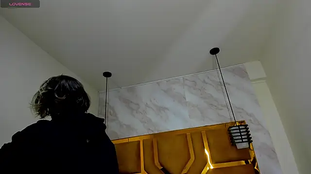 Snapshot of Luciifeer_ chatting on 10.05.25 Luciifeer online show from 10.05.25