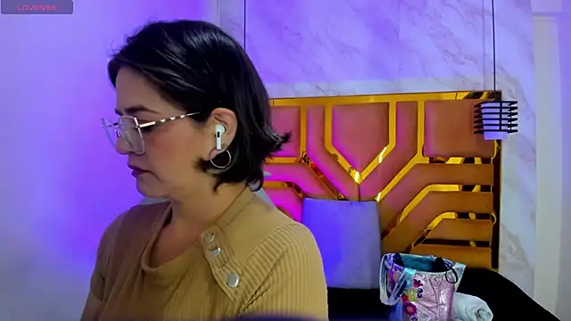 Snapshot of Luciifeer_ chatting on 10.15.25 Luciifeer online show from 10.15.25