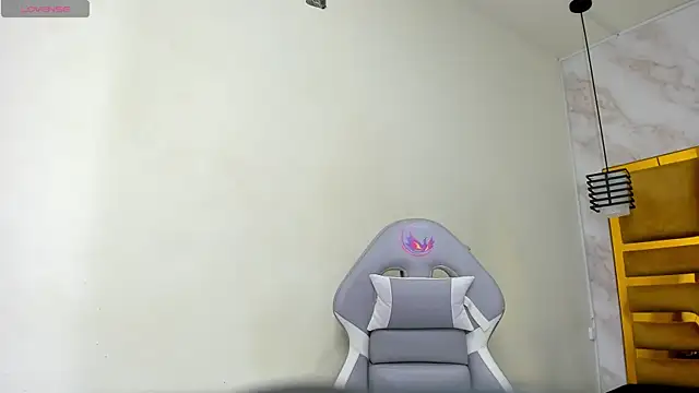 Snapshot of Luciifeer_ chatting on 10.24.25 Luciifeer online show from 10.24.25