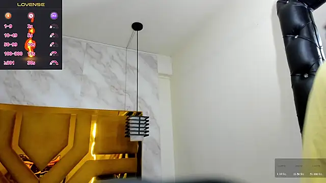 Snapshot of Luciifeer_ chatting on 11.03.25 Luciifeer online show from 11.03.25