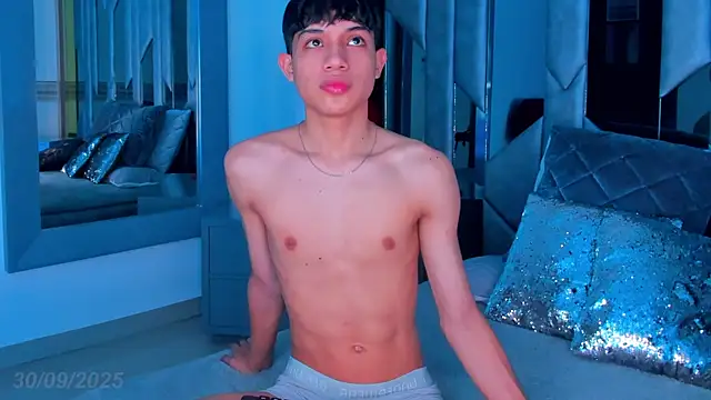 Sebax Young online show from 10.02.25