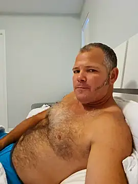 cubanitofeliz40 online show from 10.22.25