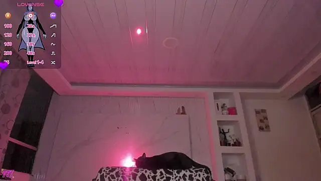 Chloe cooperr online show from 04.03.26