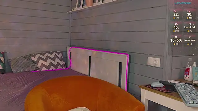 Vikki wyye online show from 09.22.25