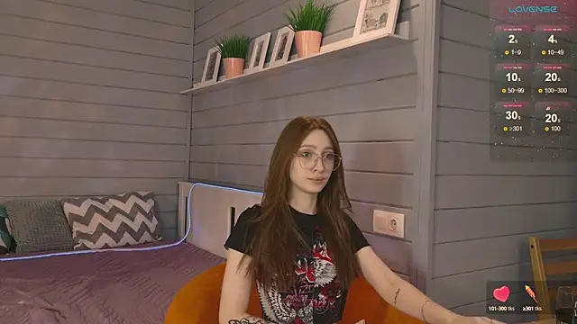 Vikki wyye online show from 09.26.25