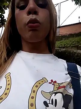 Daliana Gounbolt online show from 10.29.25