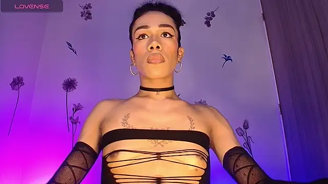 Snapshot of Barbydominant_fetish chatting on 02.24.26 Barbydominant fetish online show from 02.24.26