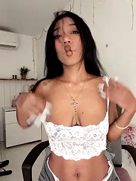 LeilaEbony online show from 09.09.25